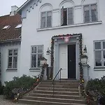 Sonnerupgaard & Konference 3*
