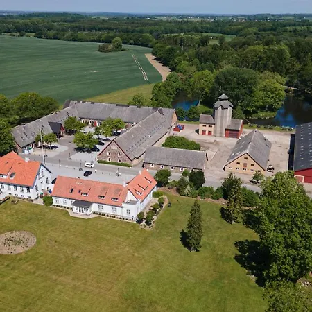 Sonnerupgaard & Konference Hotel 3*