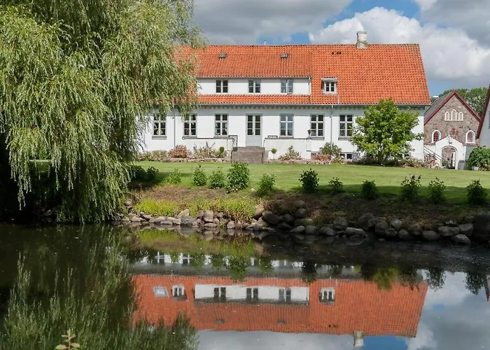 Sonnerupgaard & Konference Hotel 3*