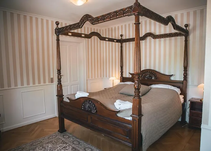 Sonnerupgaard & Konference 3*